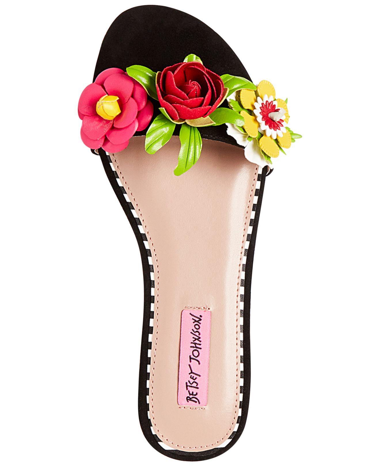 Lyst Betsey Johnson Adilyn Floral Slide Sandals in Black