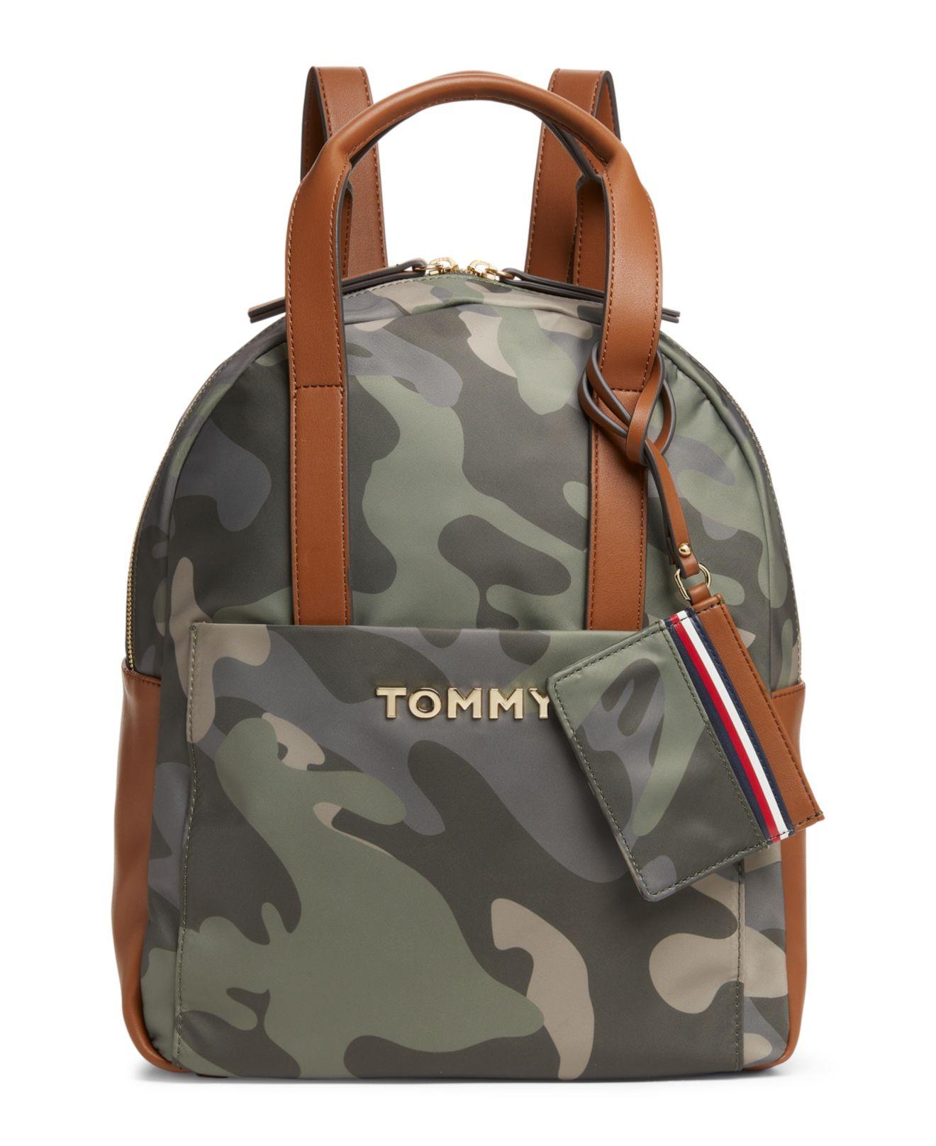 Tommy Hilfiger Synthetic Daniella Camo Backpack in Green Camo (Green) - Lyst
