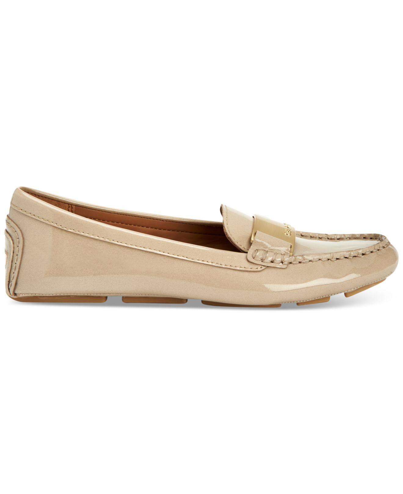 Calvin Klein Leather Women's Lisette Flats in Natural | Lyst