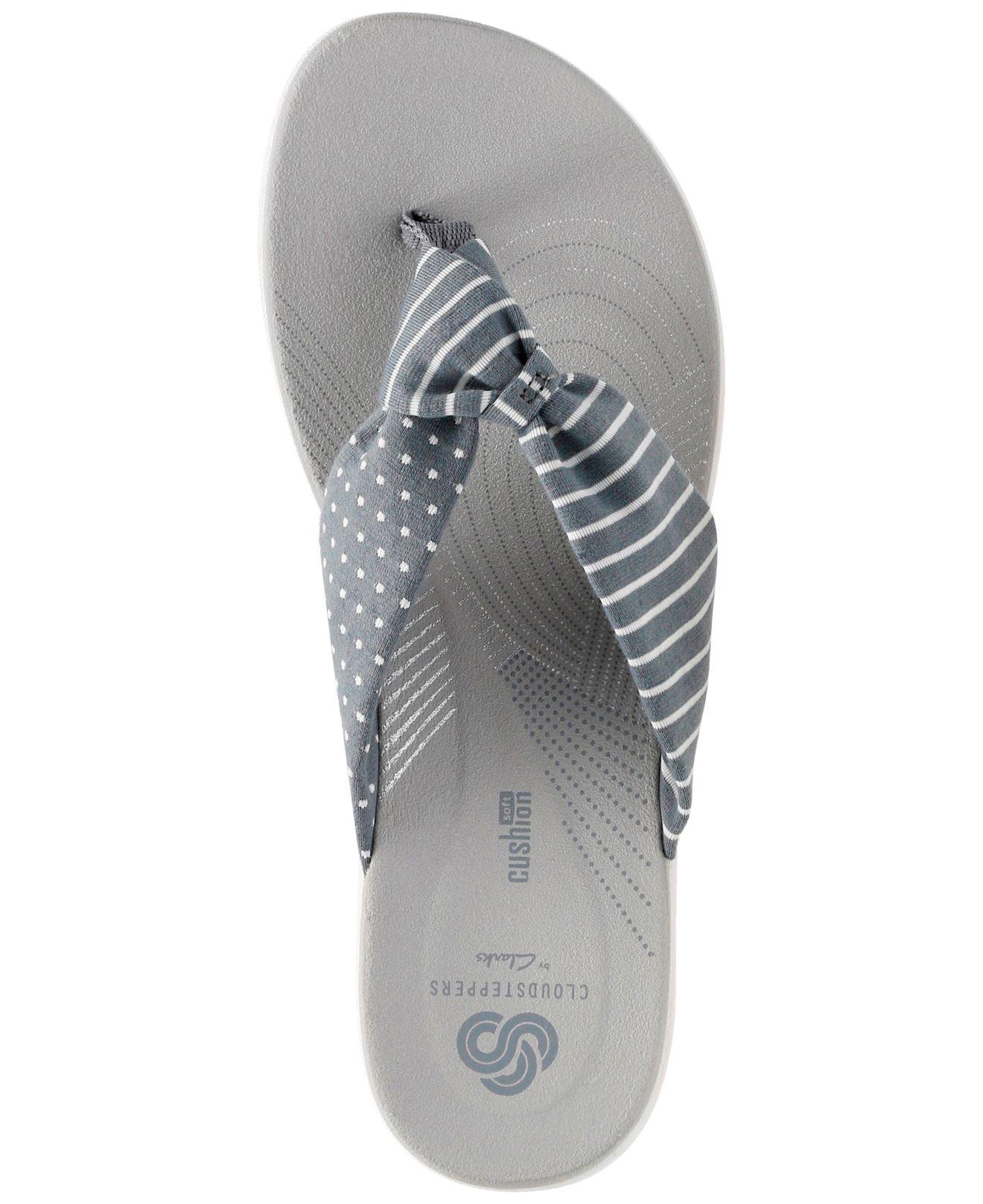 clarks arla flip flops