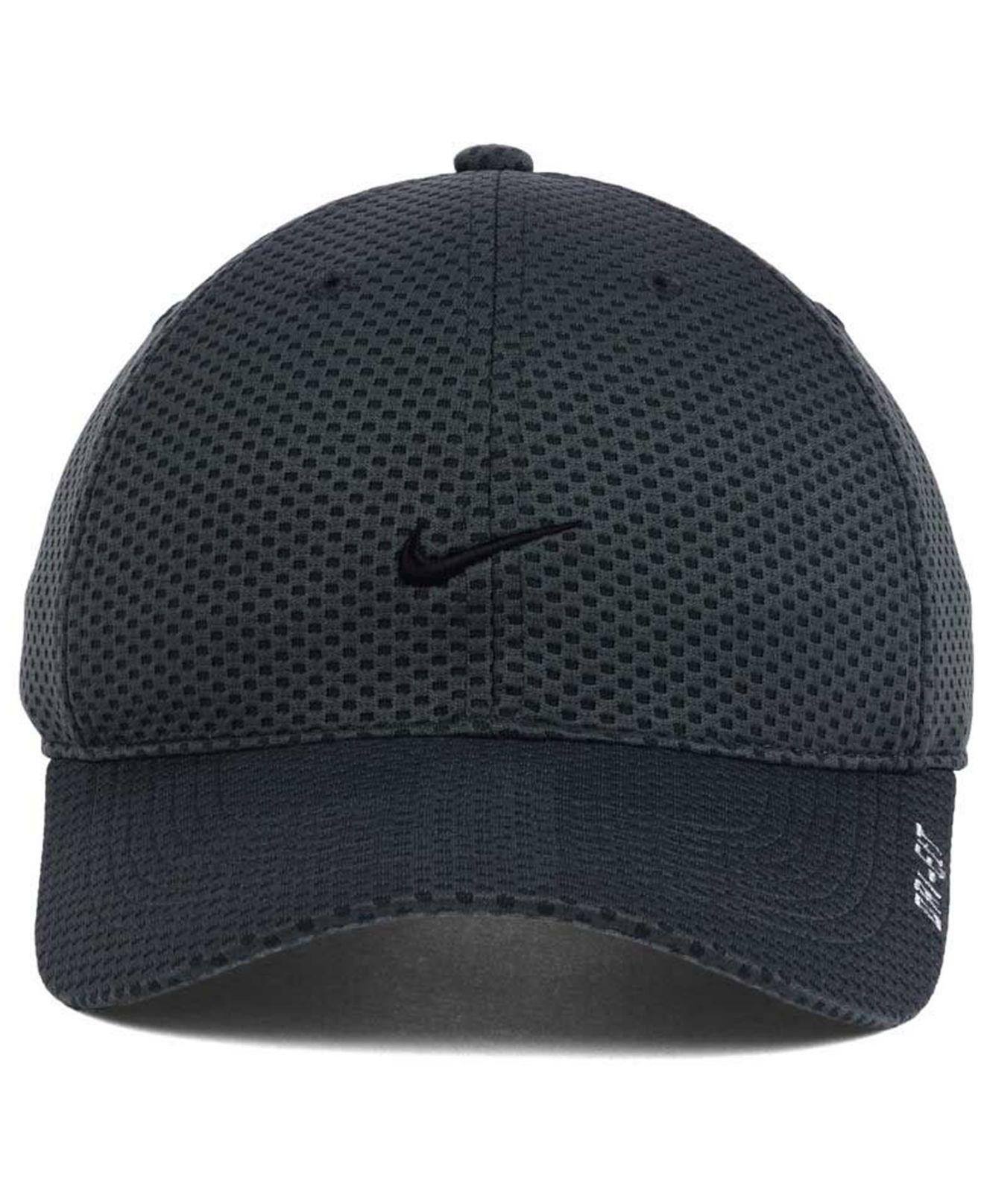 Nike 6 Panel Tailwind Cap in Black for Men | Lyst