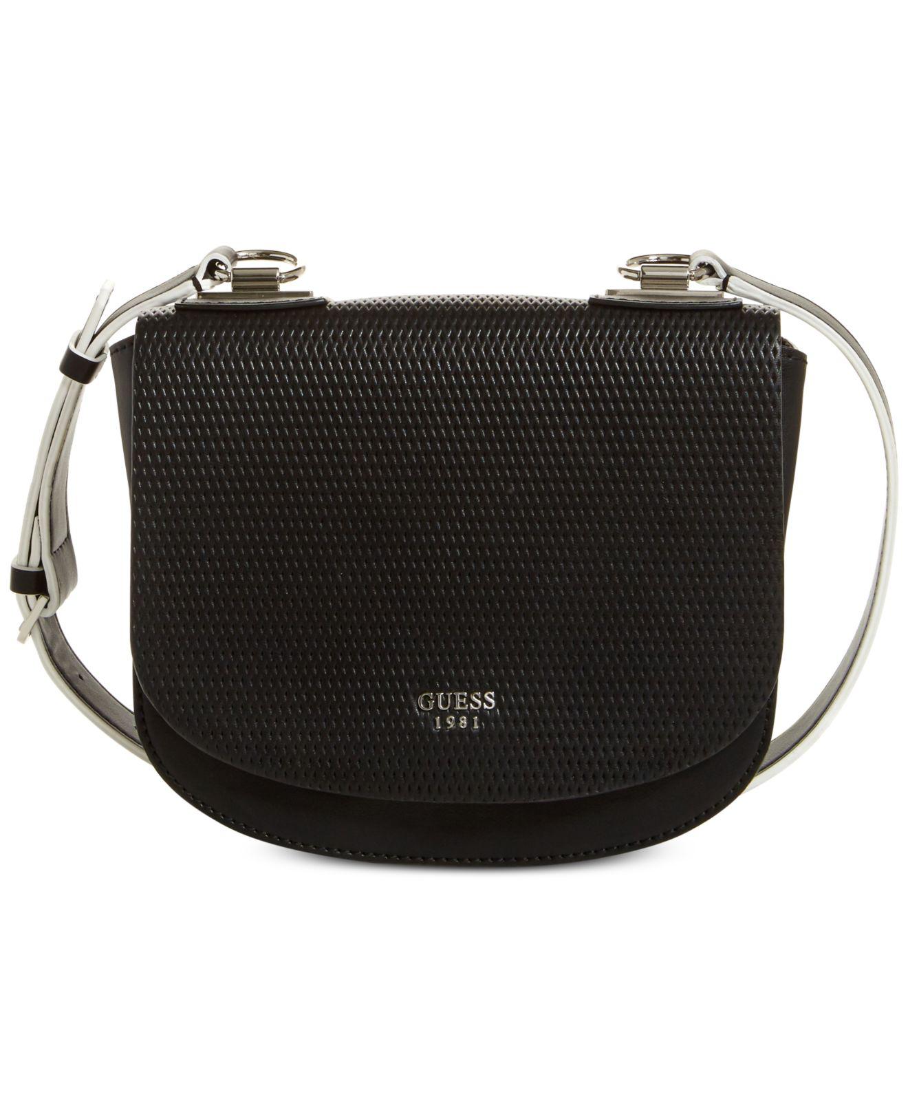 guess small shoulder bag