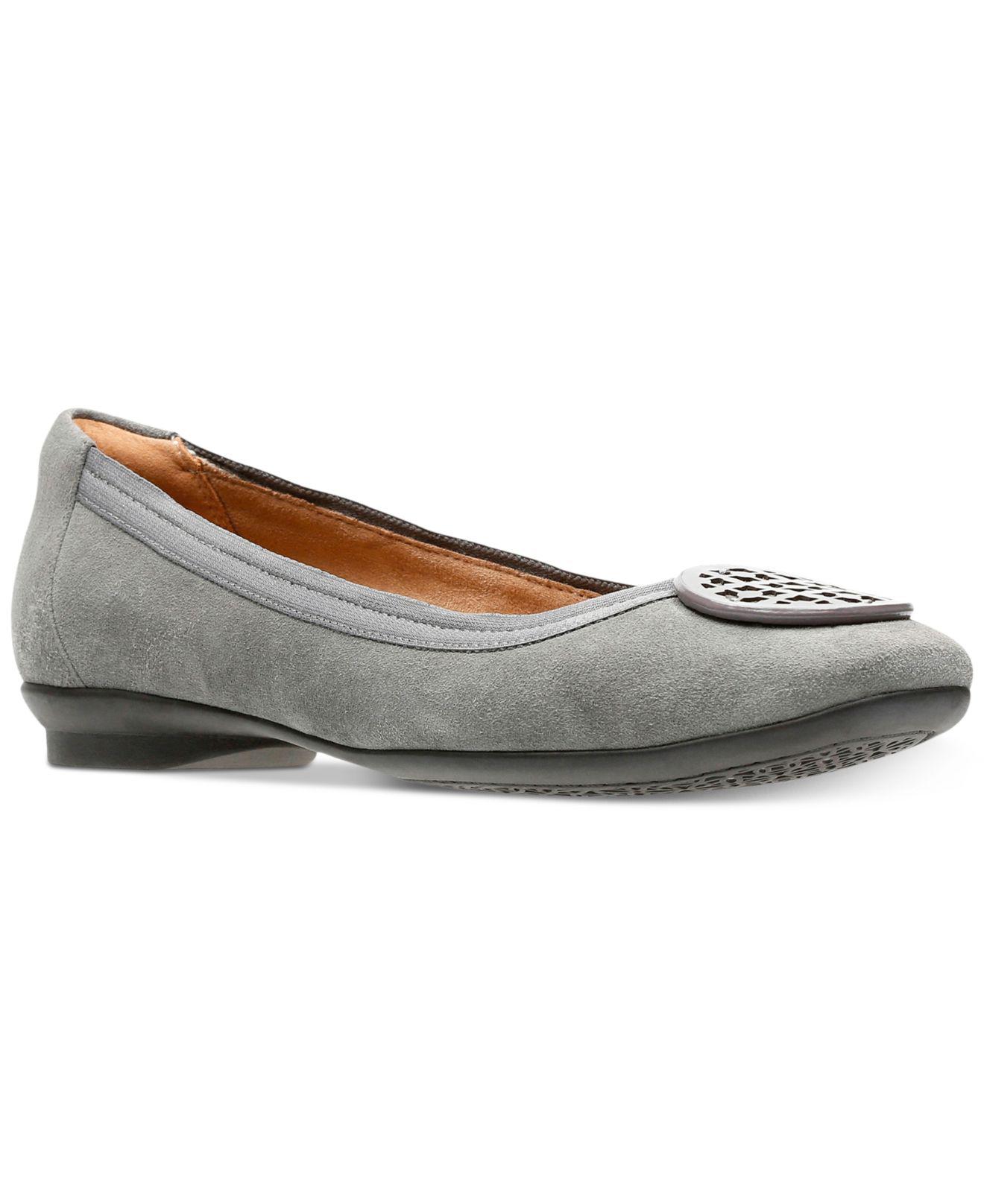 clarks grey flats