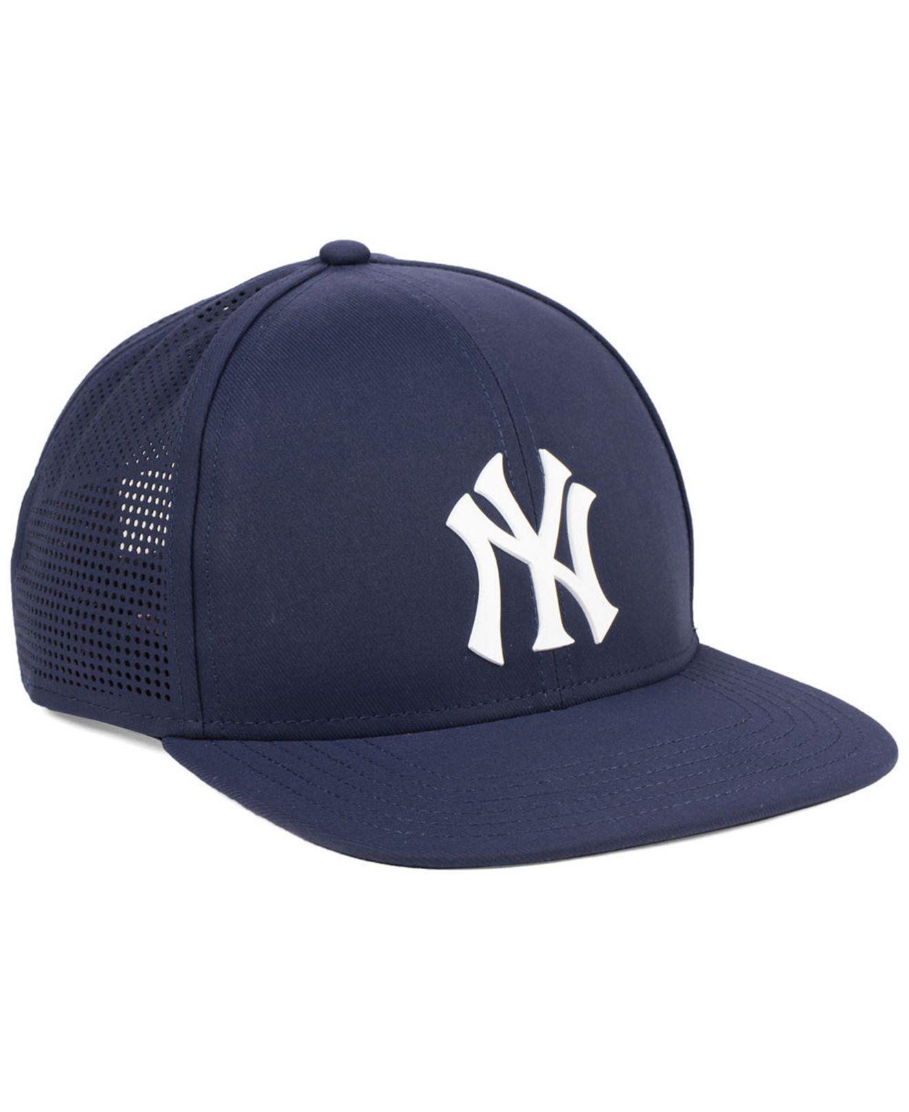Under Armour New York Yankees Supervent Cap in Blue for Men | Lyst