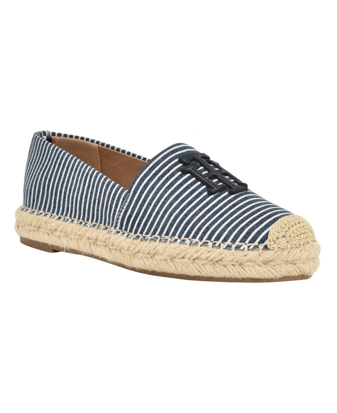 Tommy Hilfiger Peanni Flat Espadrille Closed Toe Shoes in Blue Lyst