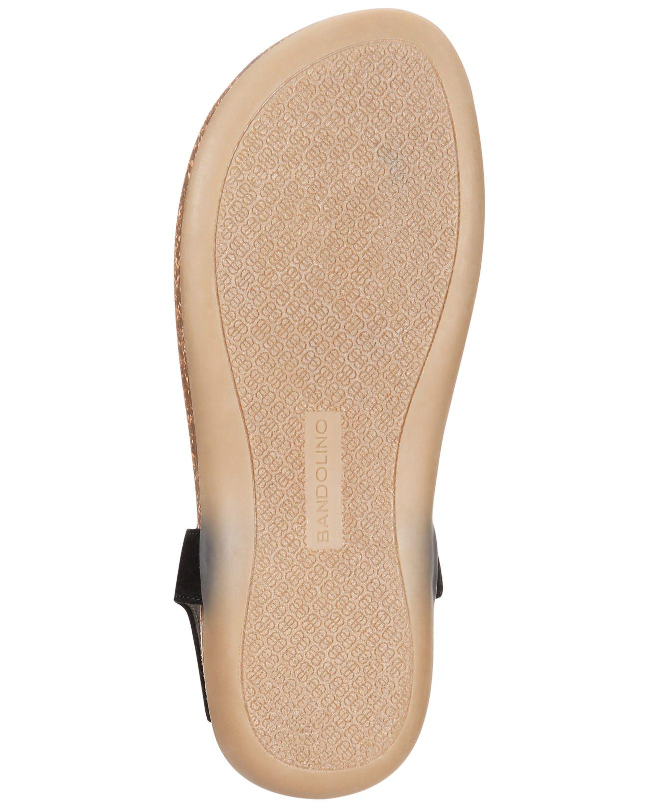 bandolino b flexible wedges