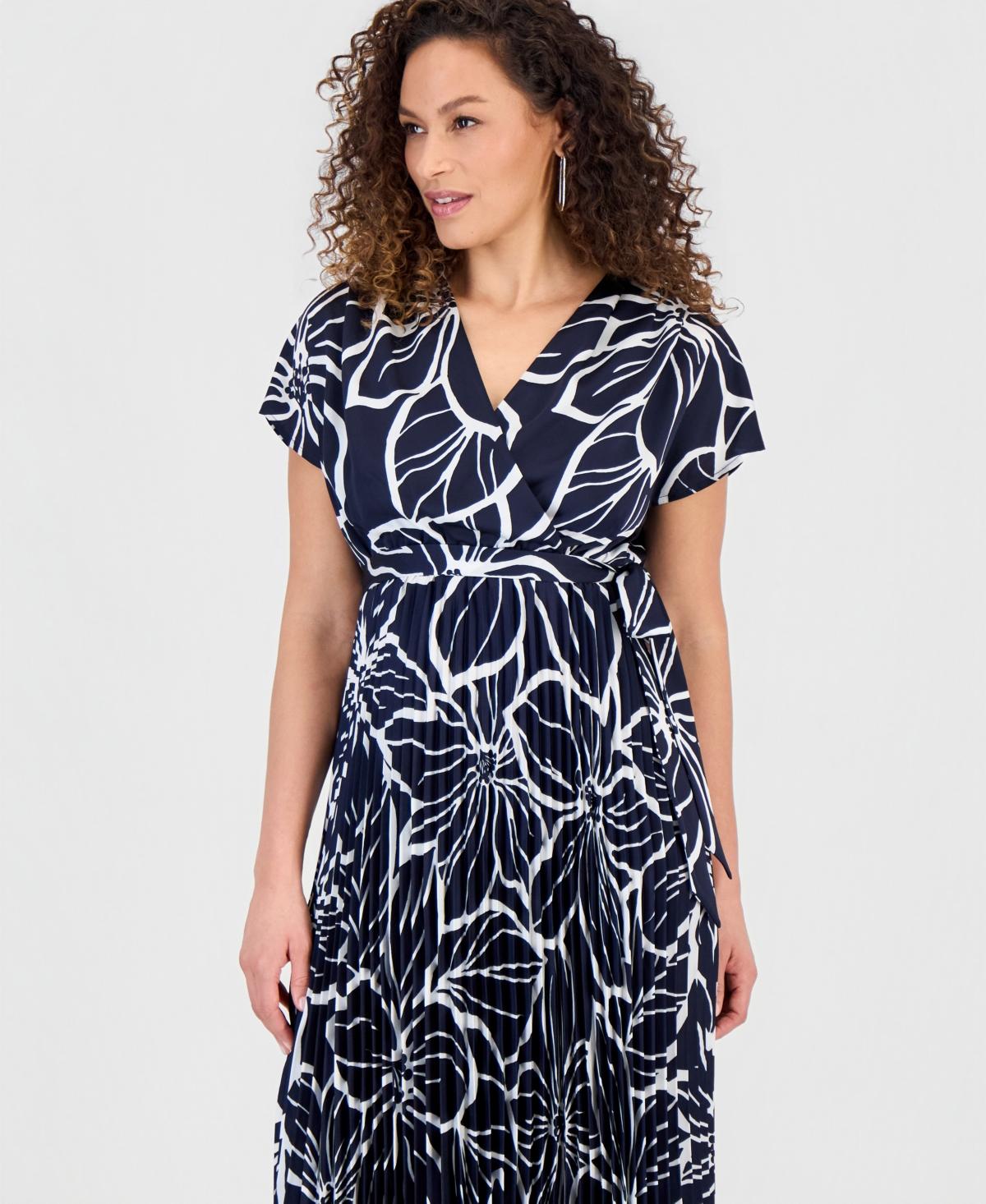 Sandra Darren Regular Fit Dresses for Women | Lyst
