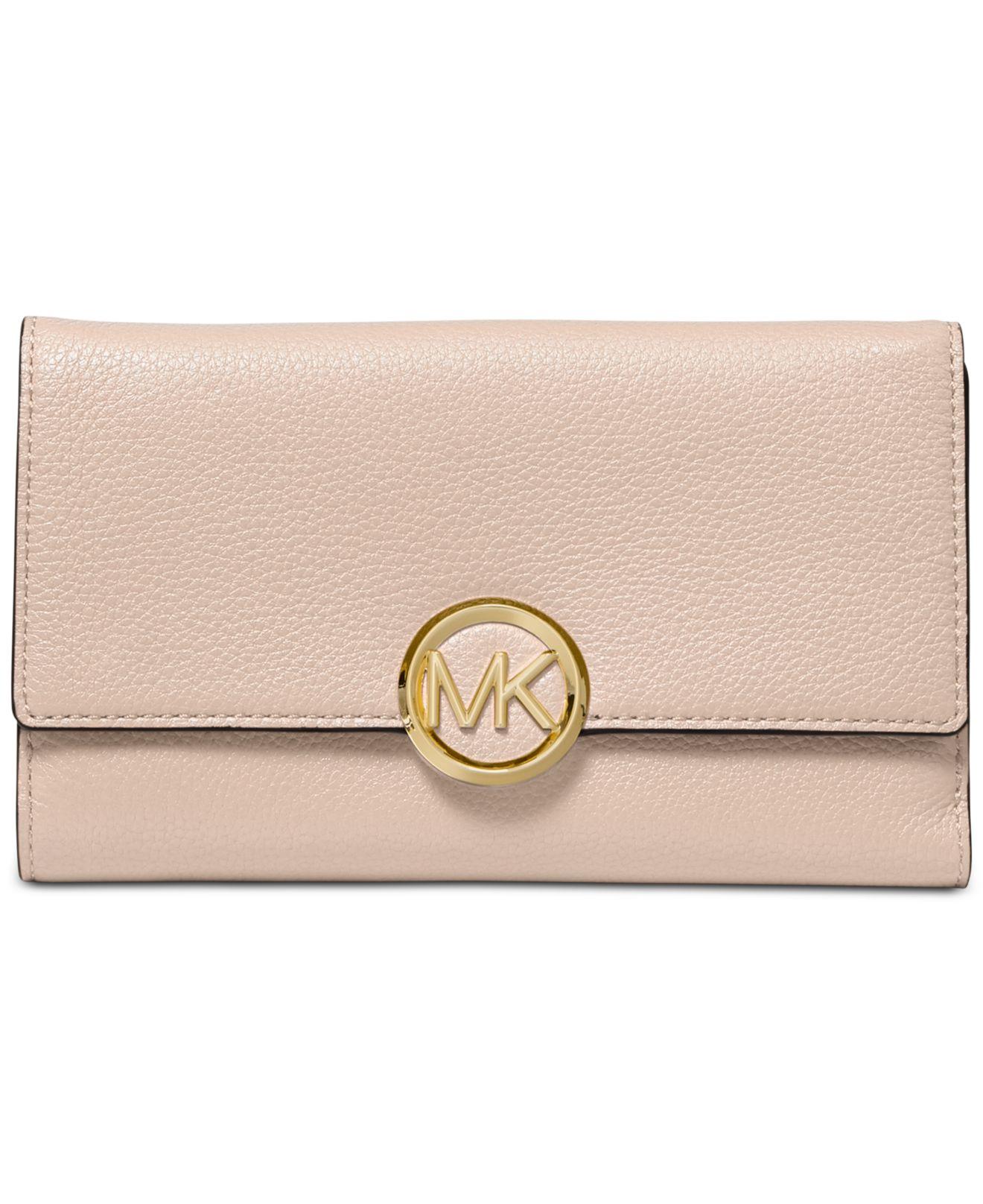 michael kors carryall wallet