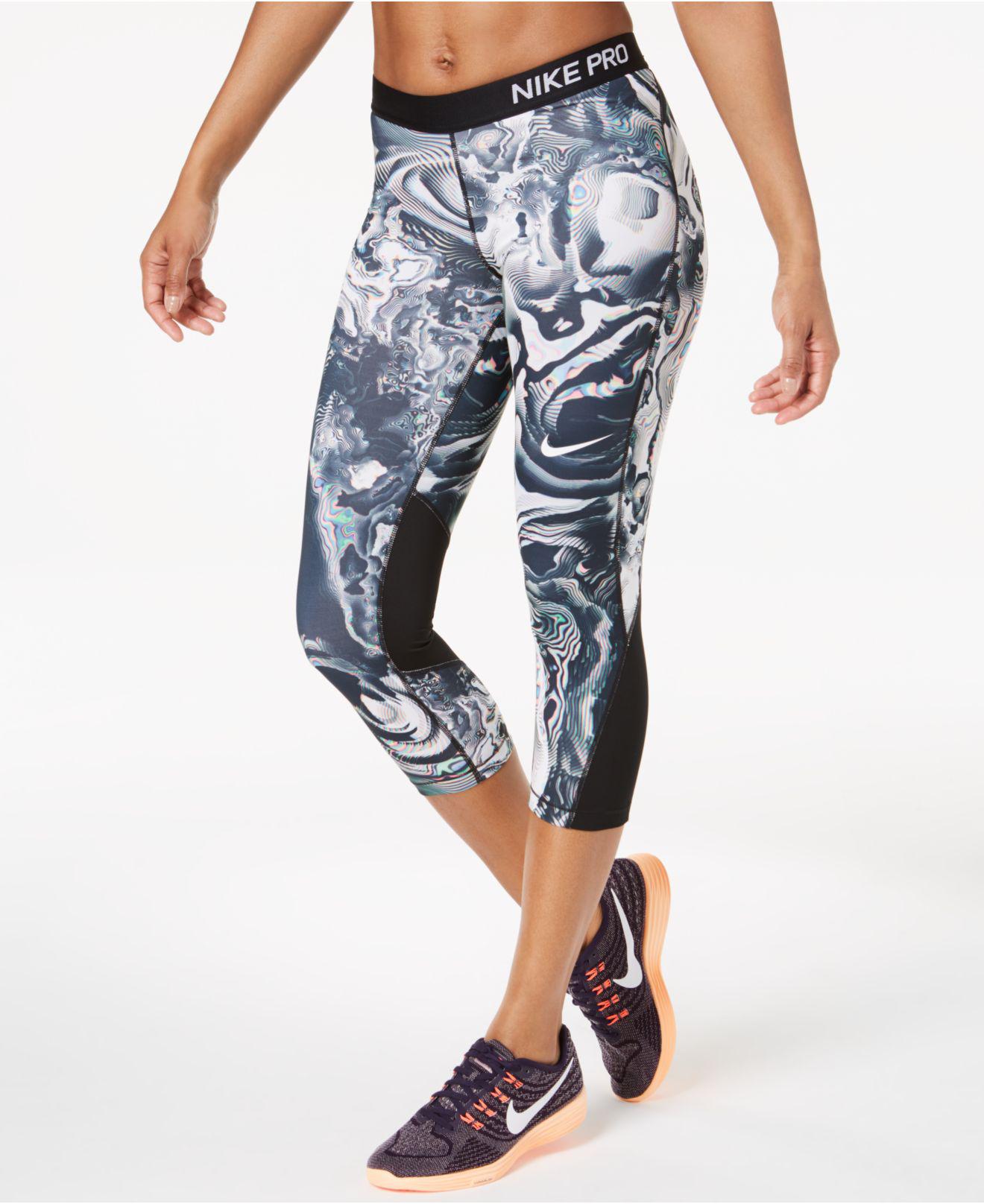 nike pro dri fit capri leggings