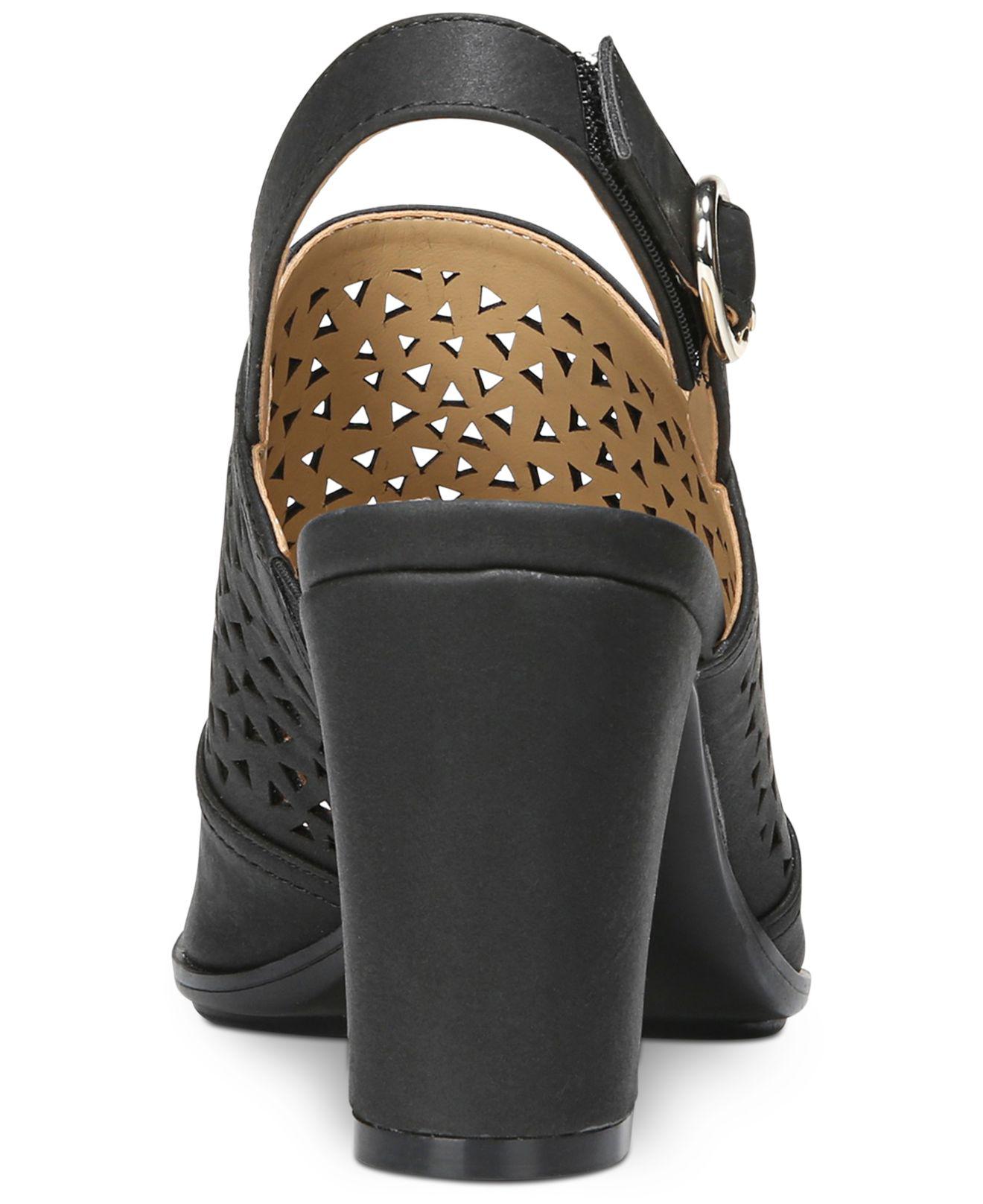 naturalizer lennie 2 sandal