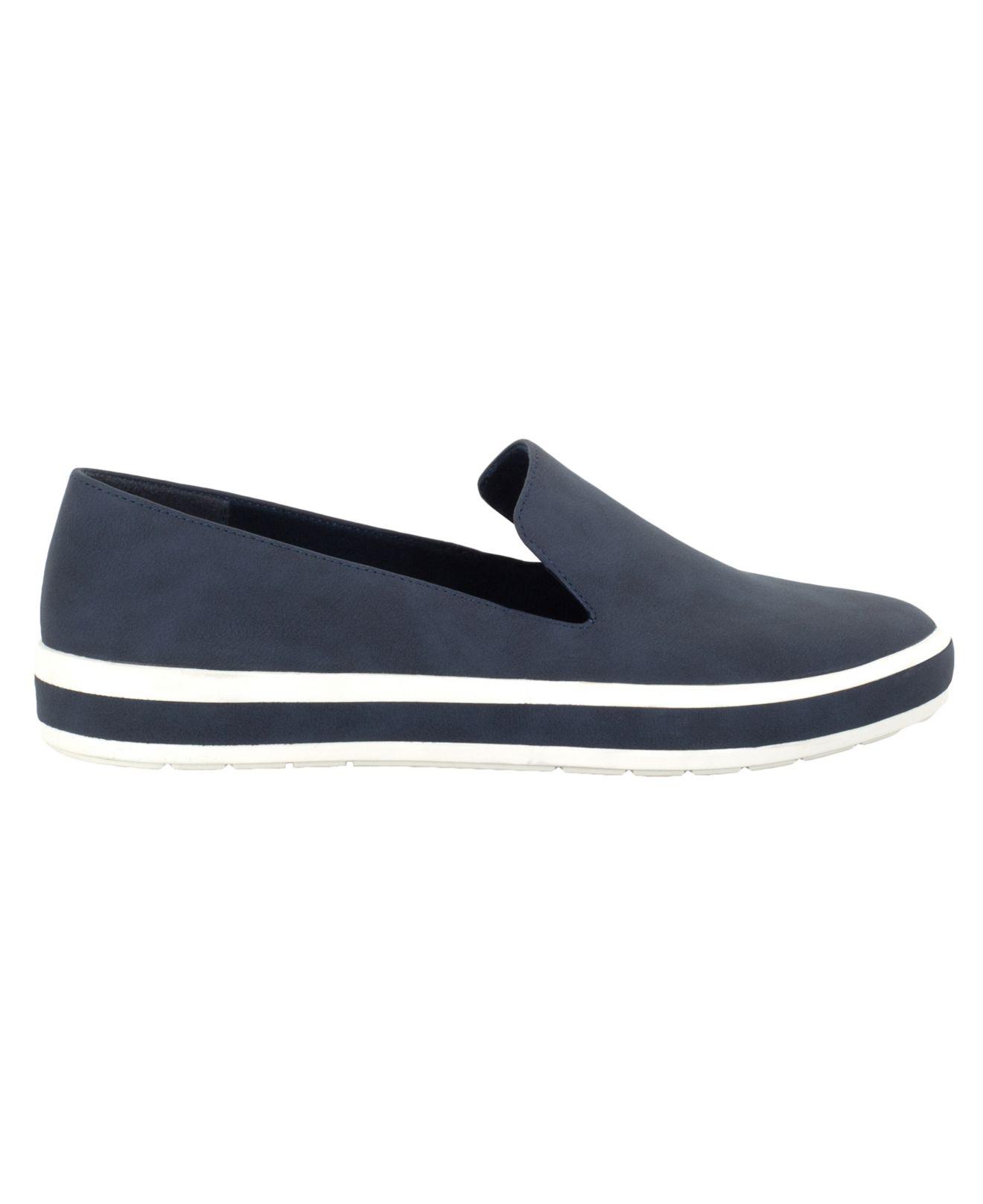 bella vita slip on sneaker