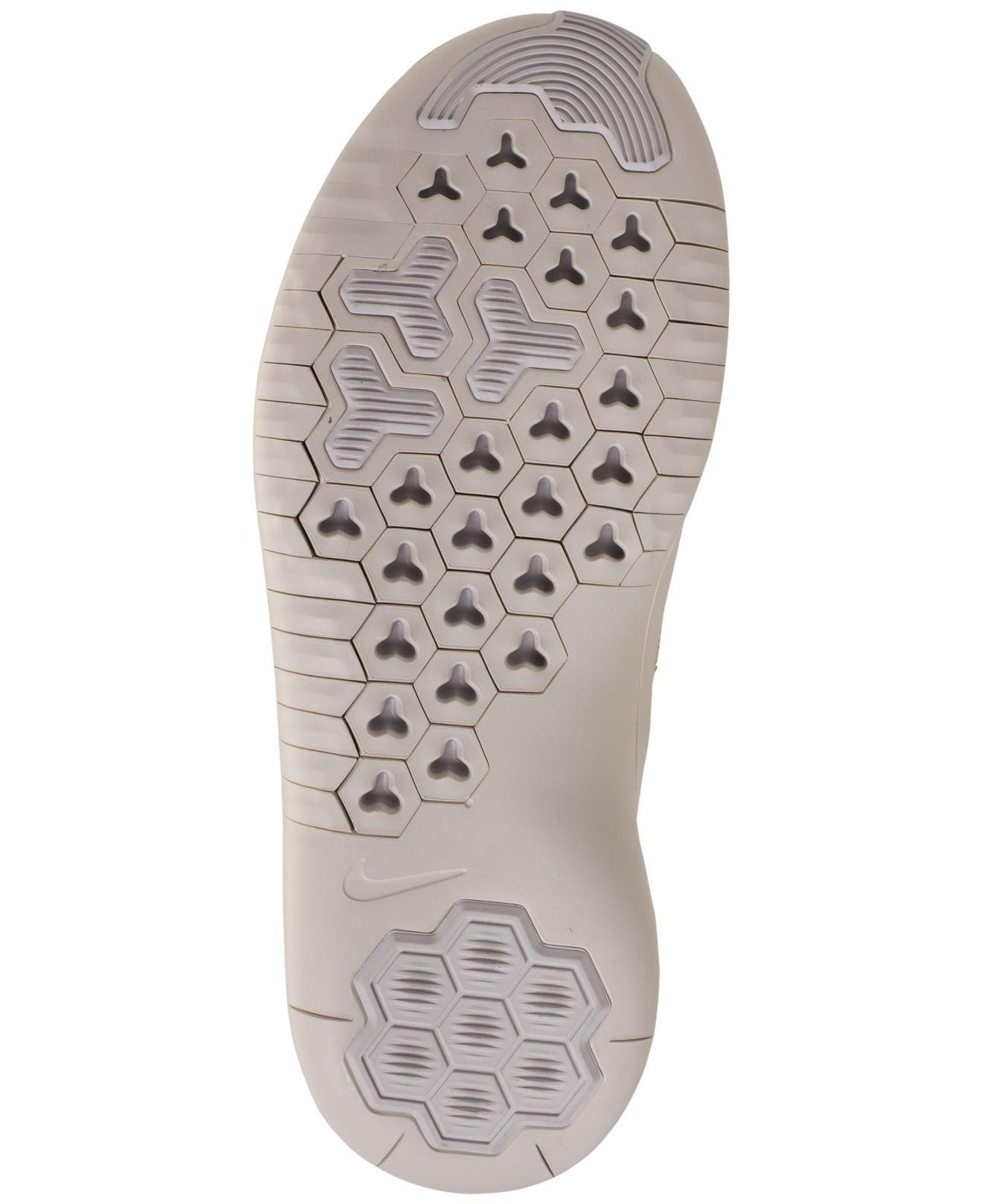 nike free tr8 finish line