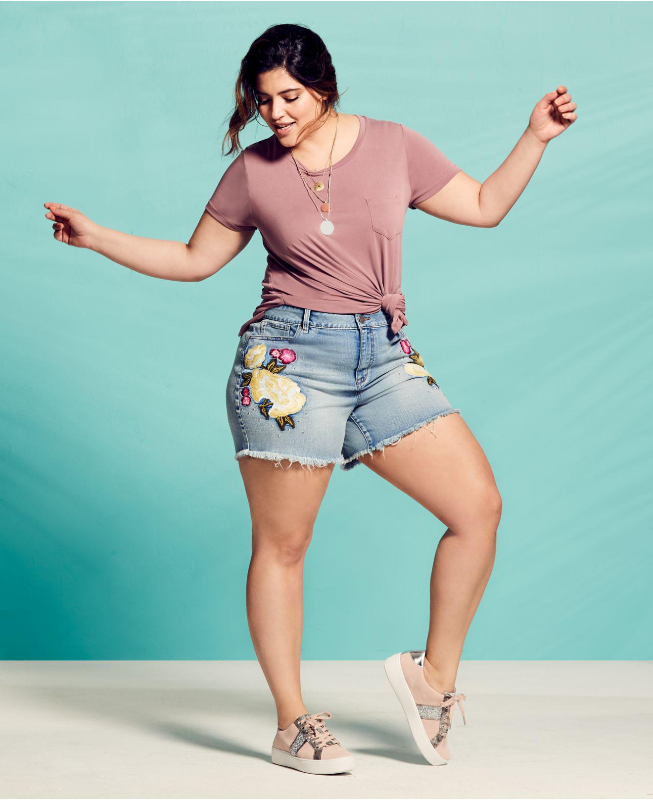 Women S Clothing William Rast Women S Plus Size Embroidered High Rise Denim Shorts Clothing Shoes Accessories Vishawatch Com