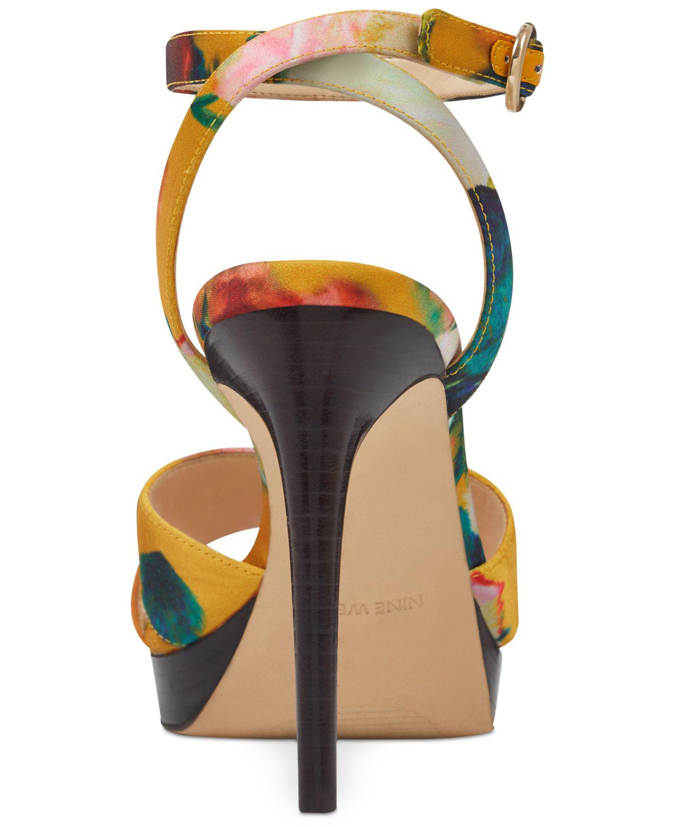 nine west quisha platform sandals