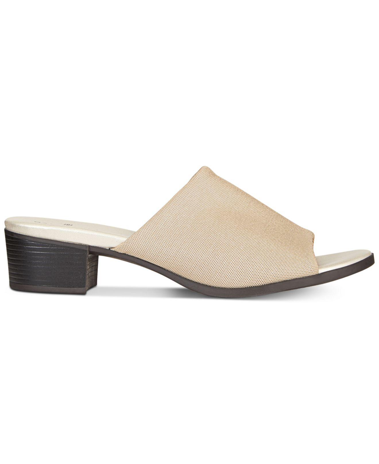 bandolino slip on shoes