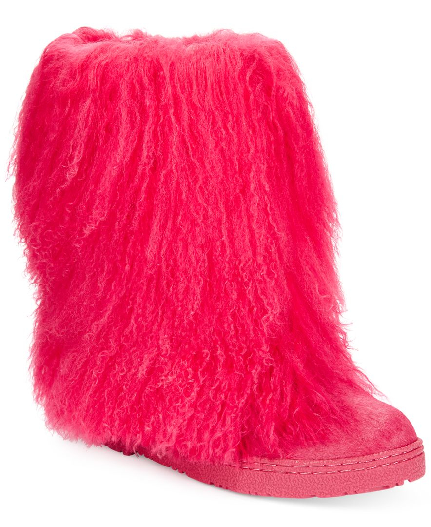 pink bearpaw fur boots