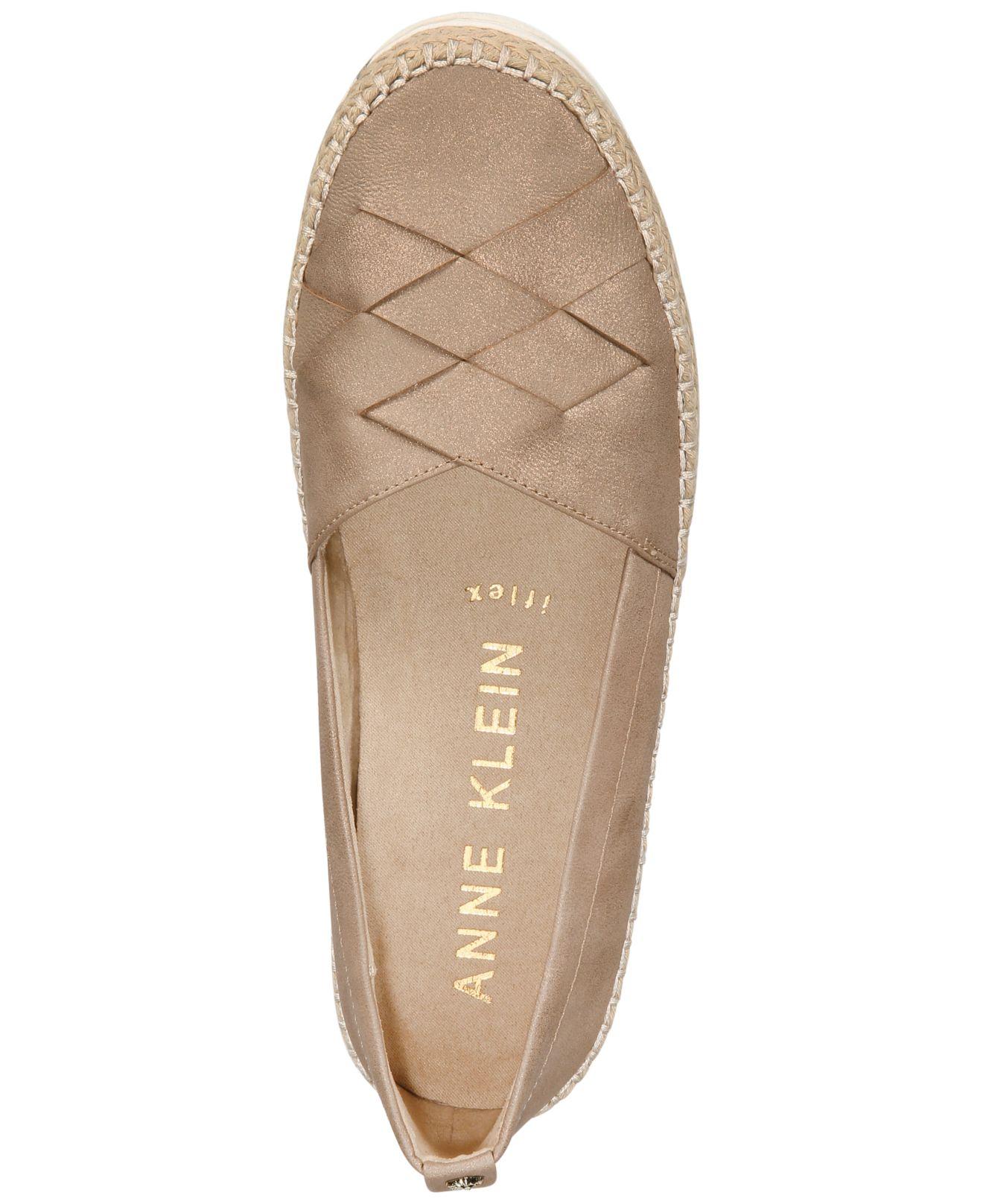 Anne Klein Zessy Flats in Taupe 