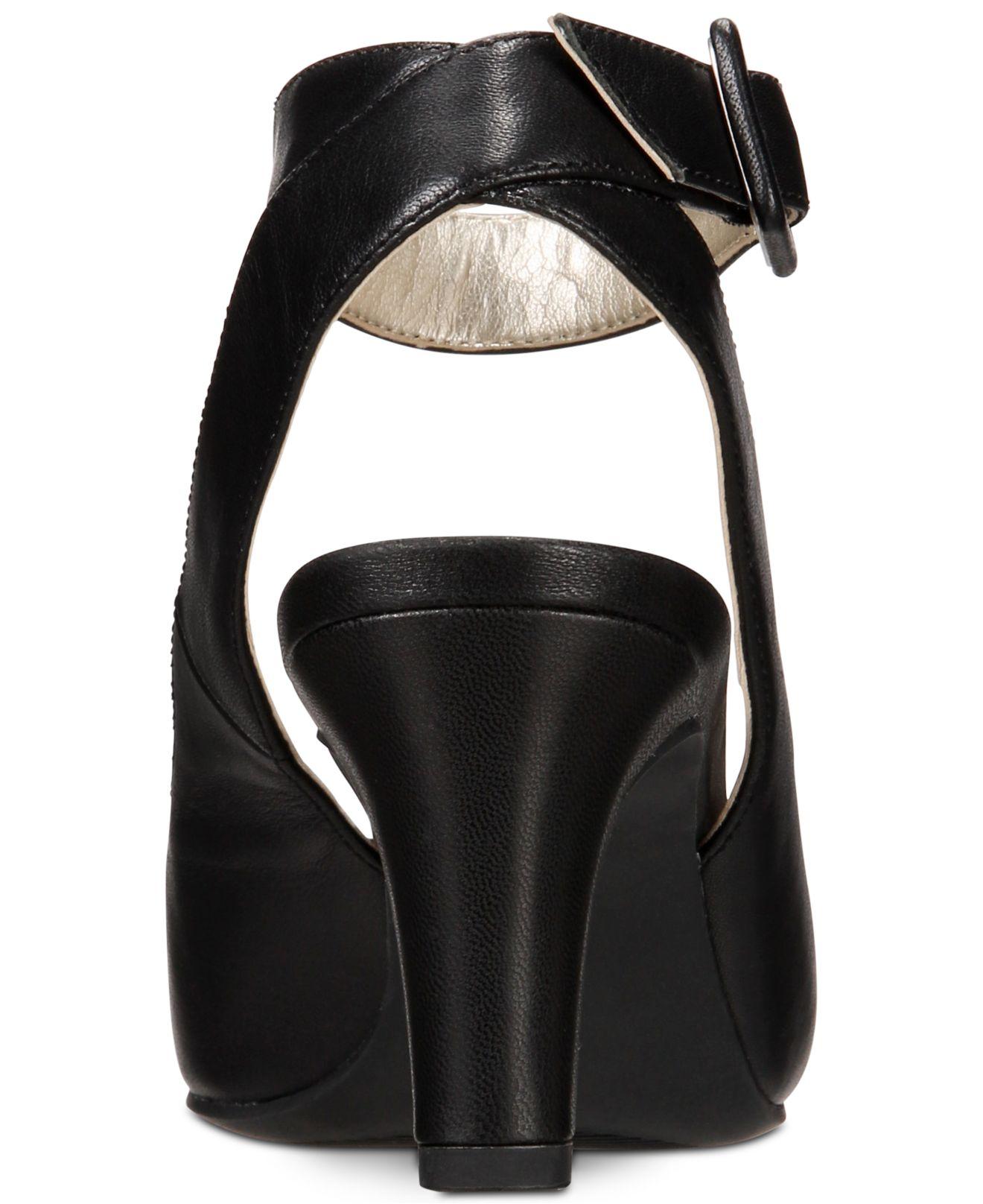 anne klein kaisa dress pumps