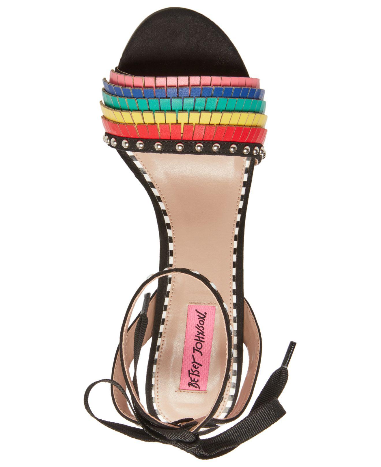 Betsey johnson tyna Clearance