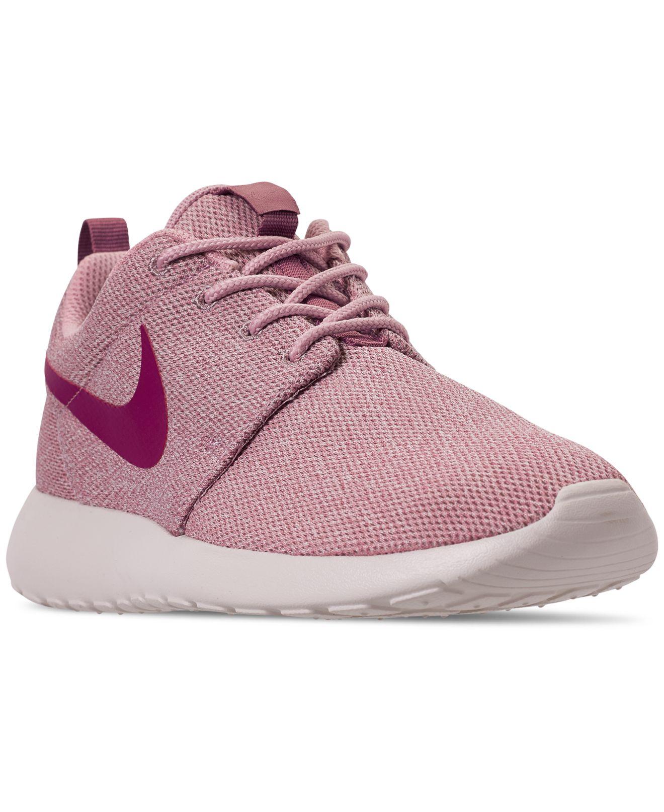 pink roshe one women's