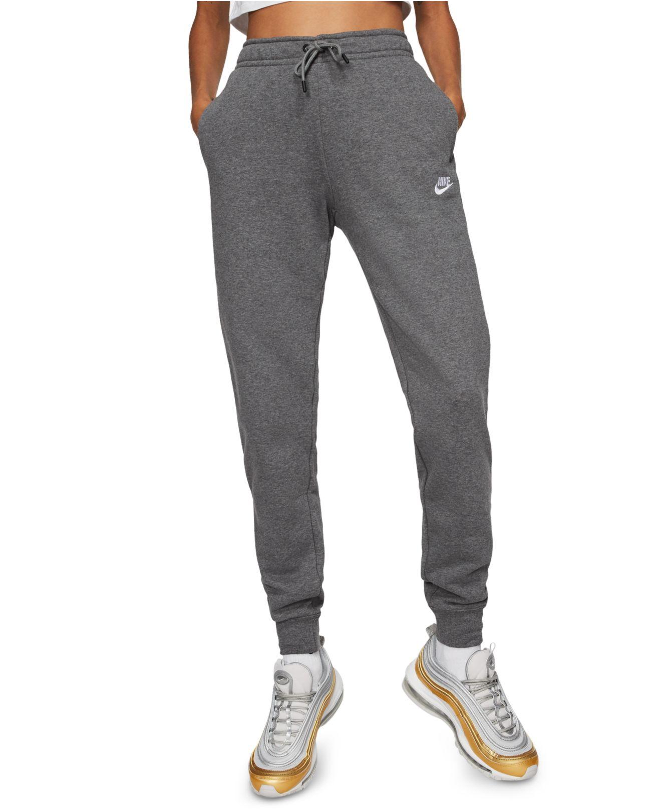 Nike Sportswear Essential Fleece Joggers in Gray | Lyst