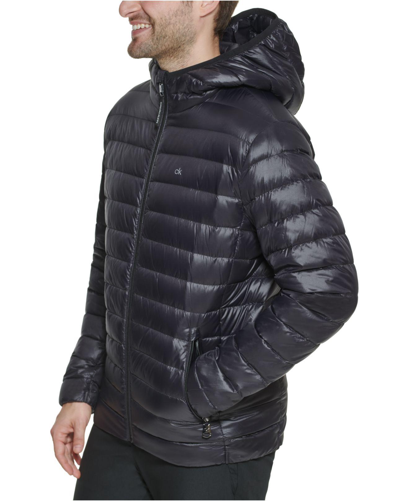 Ananiver enthousiast geweer Calvin Klein Hooded Packable Down Jacket, Created For Macy's in Black for  Men | Lyst