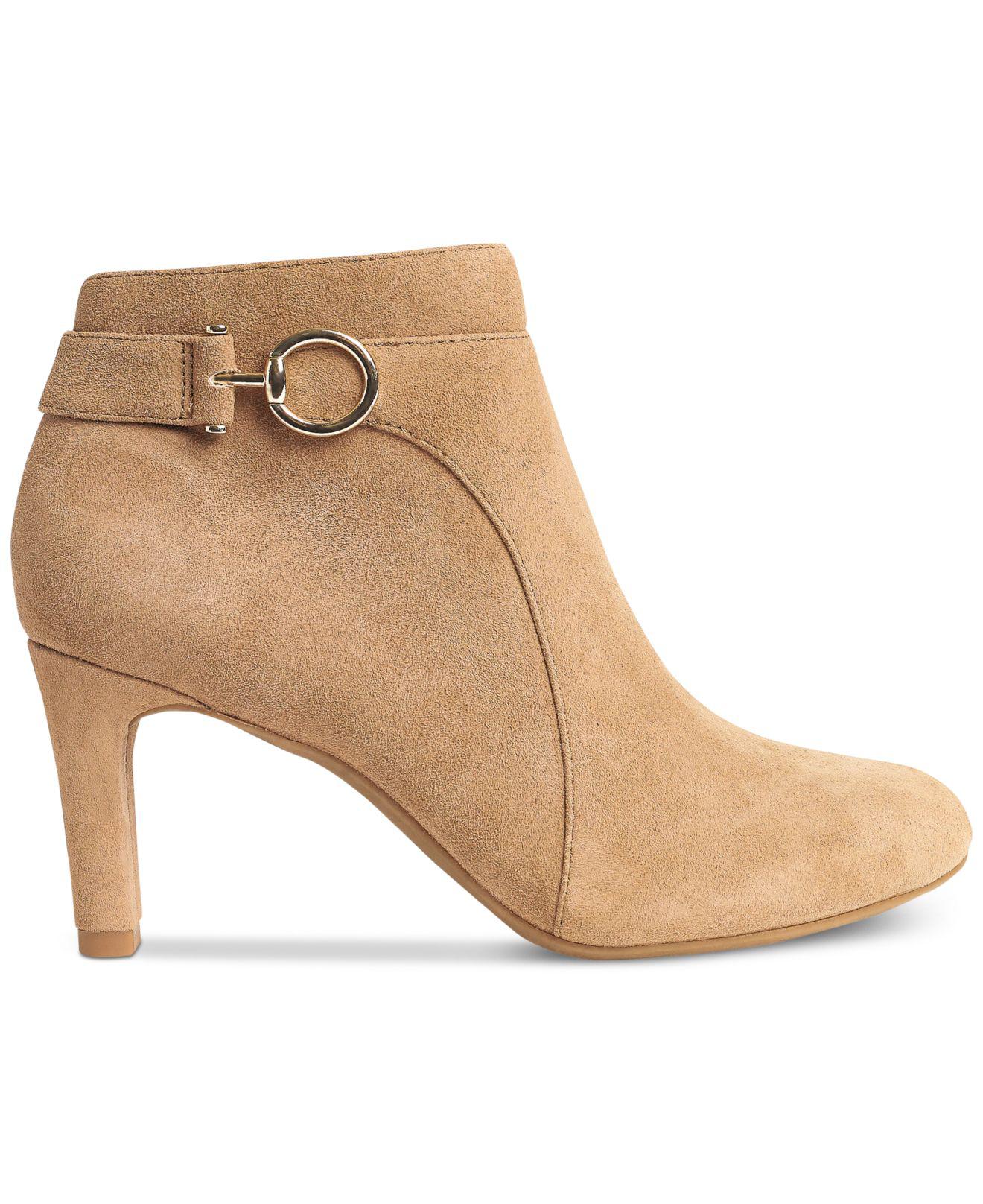 bandolino ankle booties