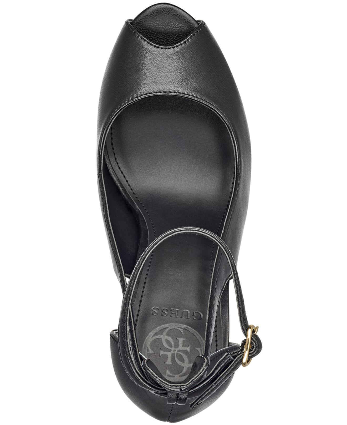 guess holie detail dress platform pumps