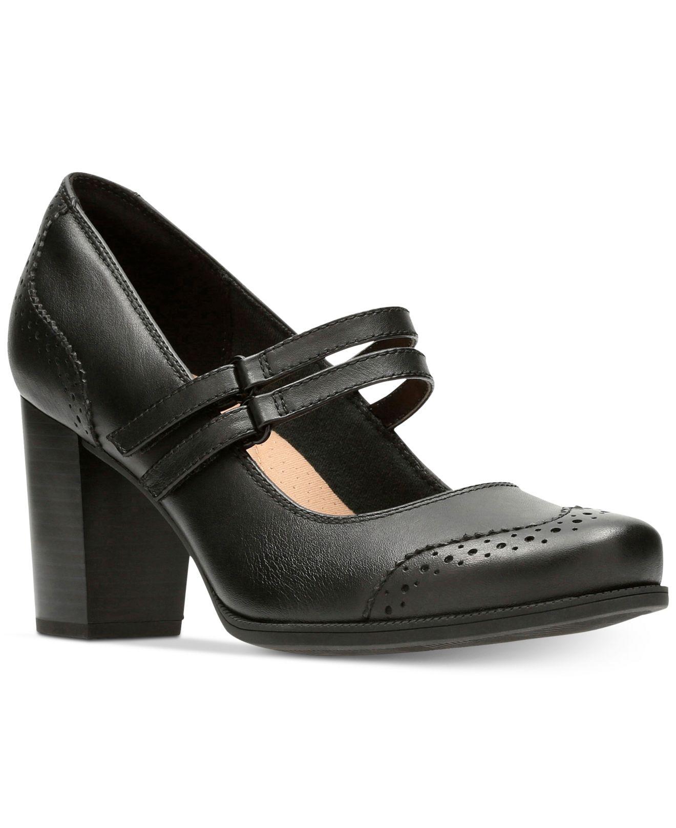 Clarks Claeson Tilly Mary Jane Pumps in Black | Lyst