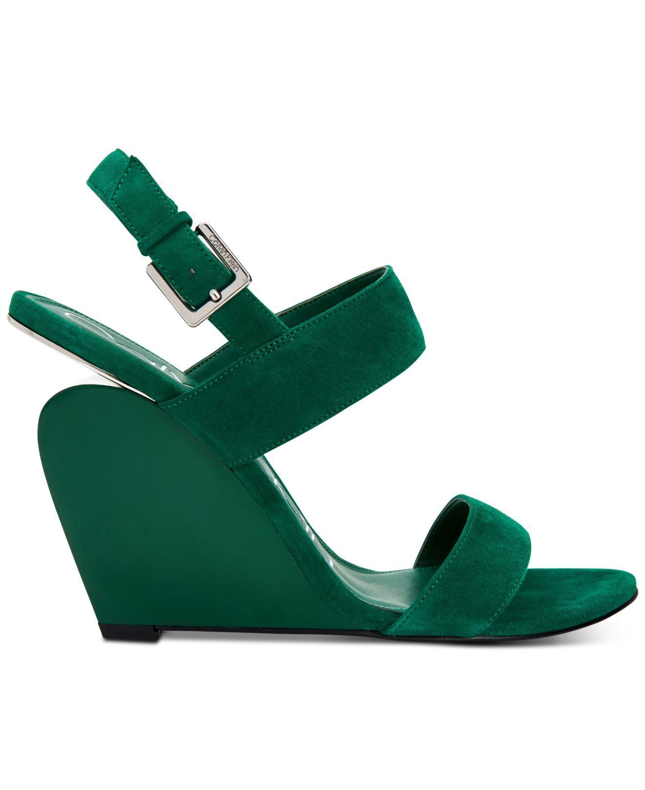 leslie wedge sandal