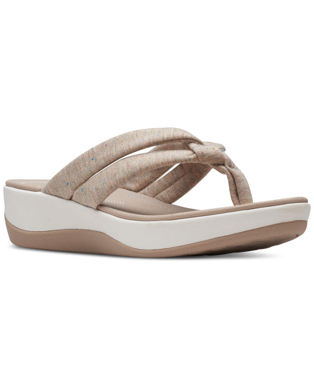 Clarks Cloudsteppers? Arla Kaylie Slip-on Thong Sandals in White | Lyst