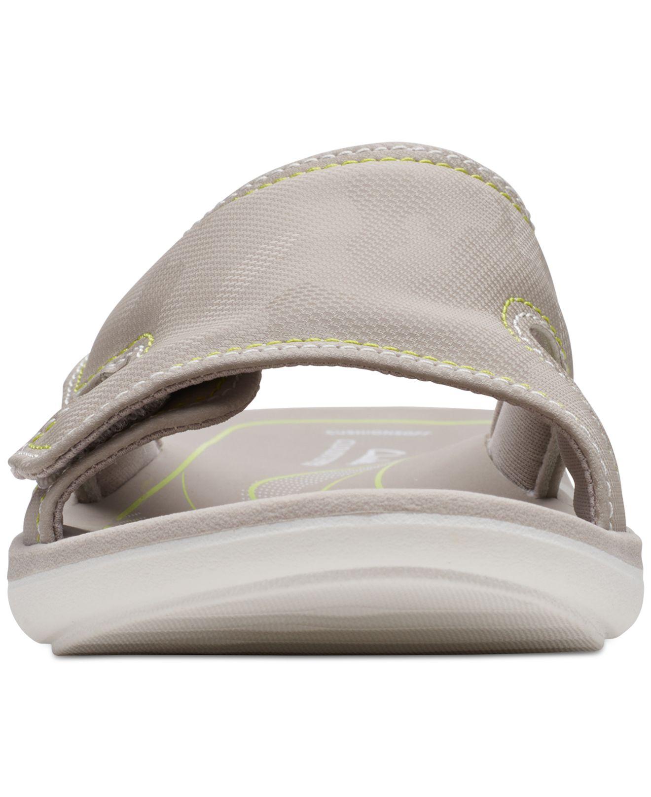 Clarks Cloudsteppers Glide Bay Slip-on Sandals in Gray | Lyst