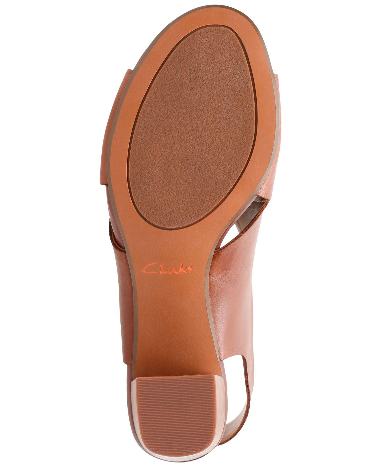 clarks deva janie
