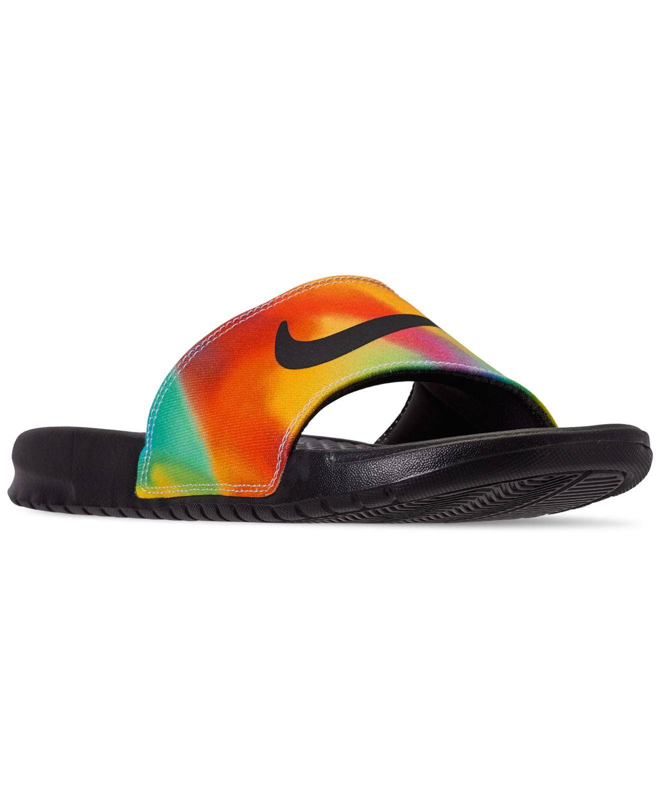 nike slides finish line
