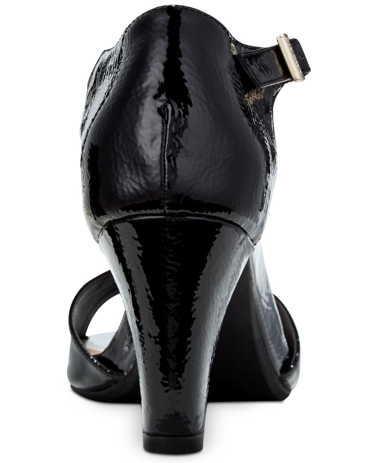 Giani Bernini Claraa Memory Foam Dress Sandals, Created For Macy's in Black  | Lyst