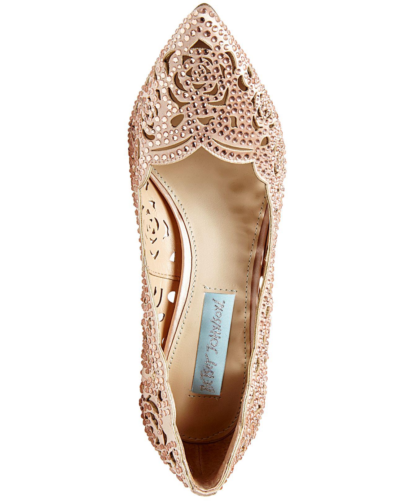 Betsey Johnson Elsa Evening Pumps in Blush (Pink) - Lyst