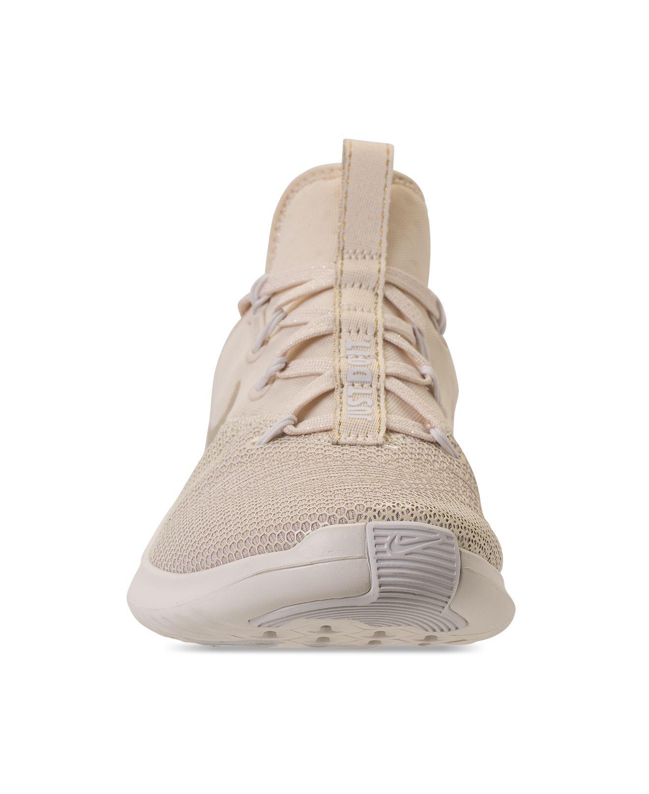 nike free tr8 finish line