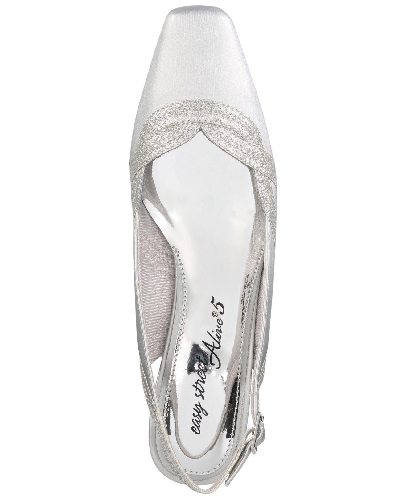 easy street stunning slingback pumps