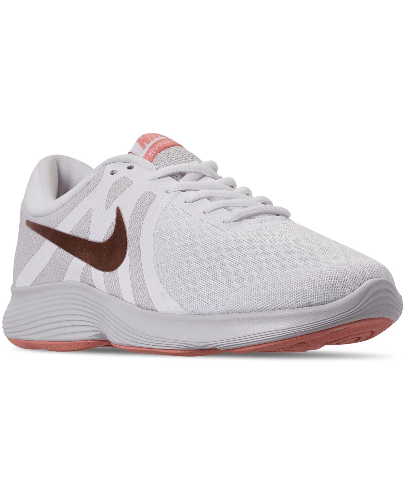macy's nike revolution 4