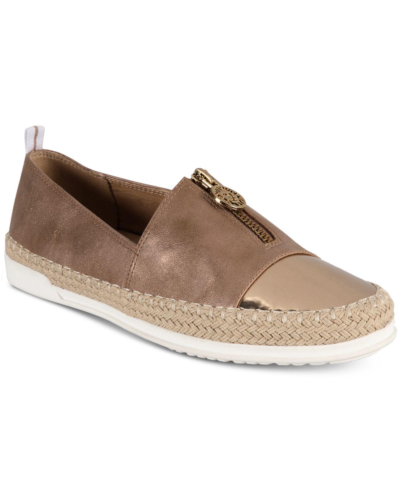 anne klein zetta flats