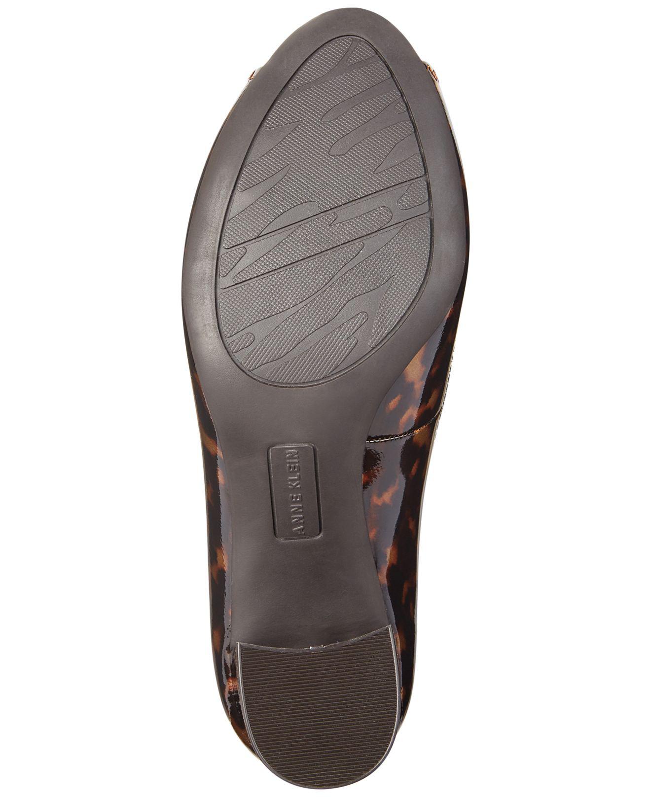 anne klein brown pumps