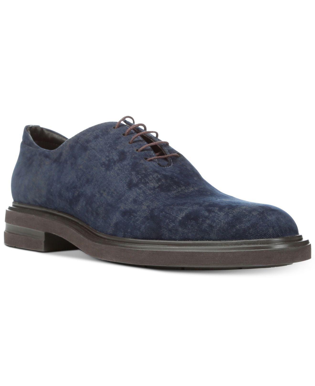 donald pliner navy shoes
