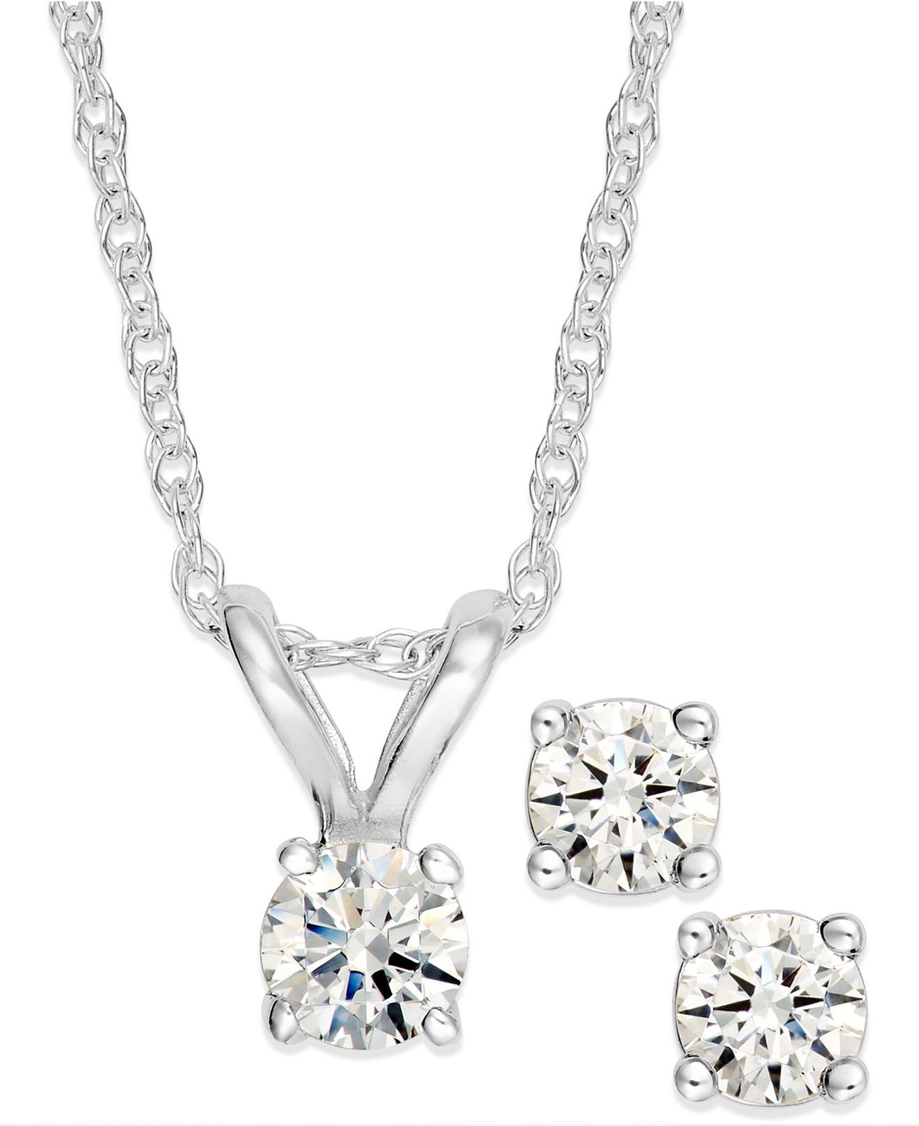 Lyst Macy S Round Cut Diamond Pendant Necklace And Earrings Set In Macy S Women Metallic Round Cut Diamond Pendant Necklace And Earrings Set In 10k Gold
