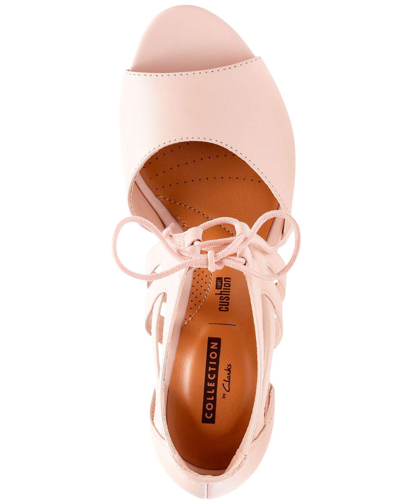 clarks adriel elaina