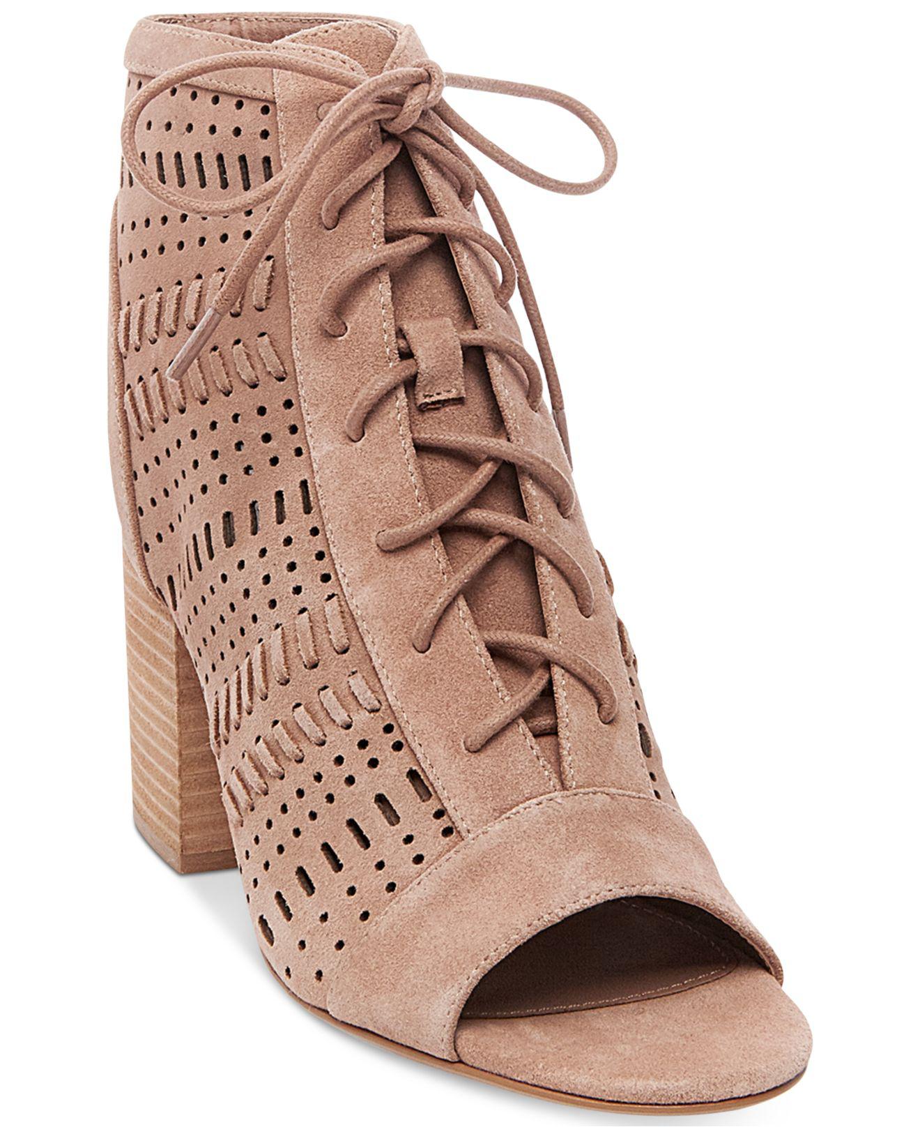 steve madden feisty heel