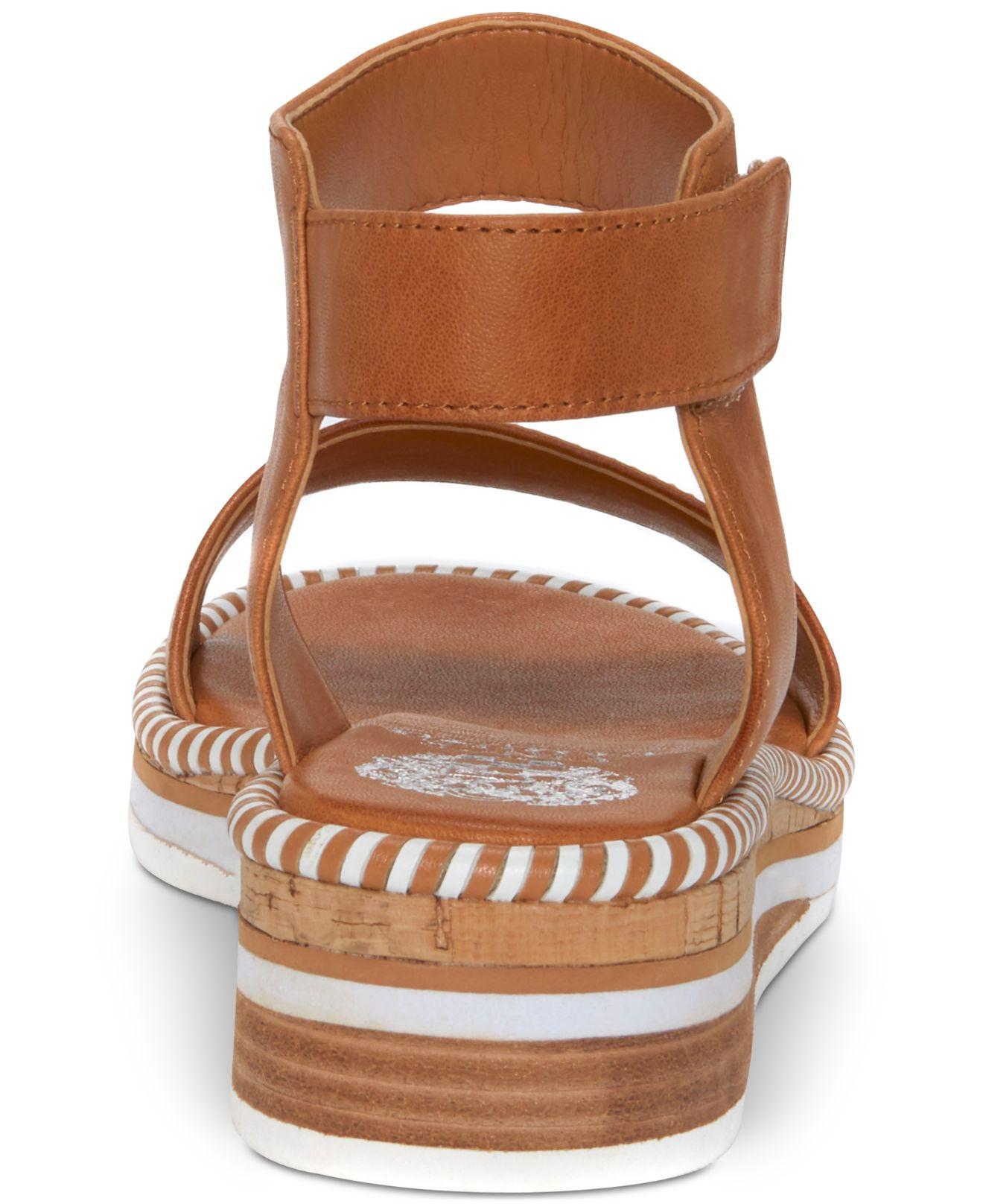 vince camuto morina