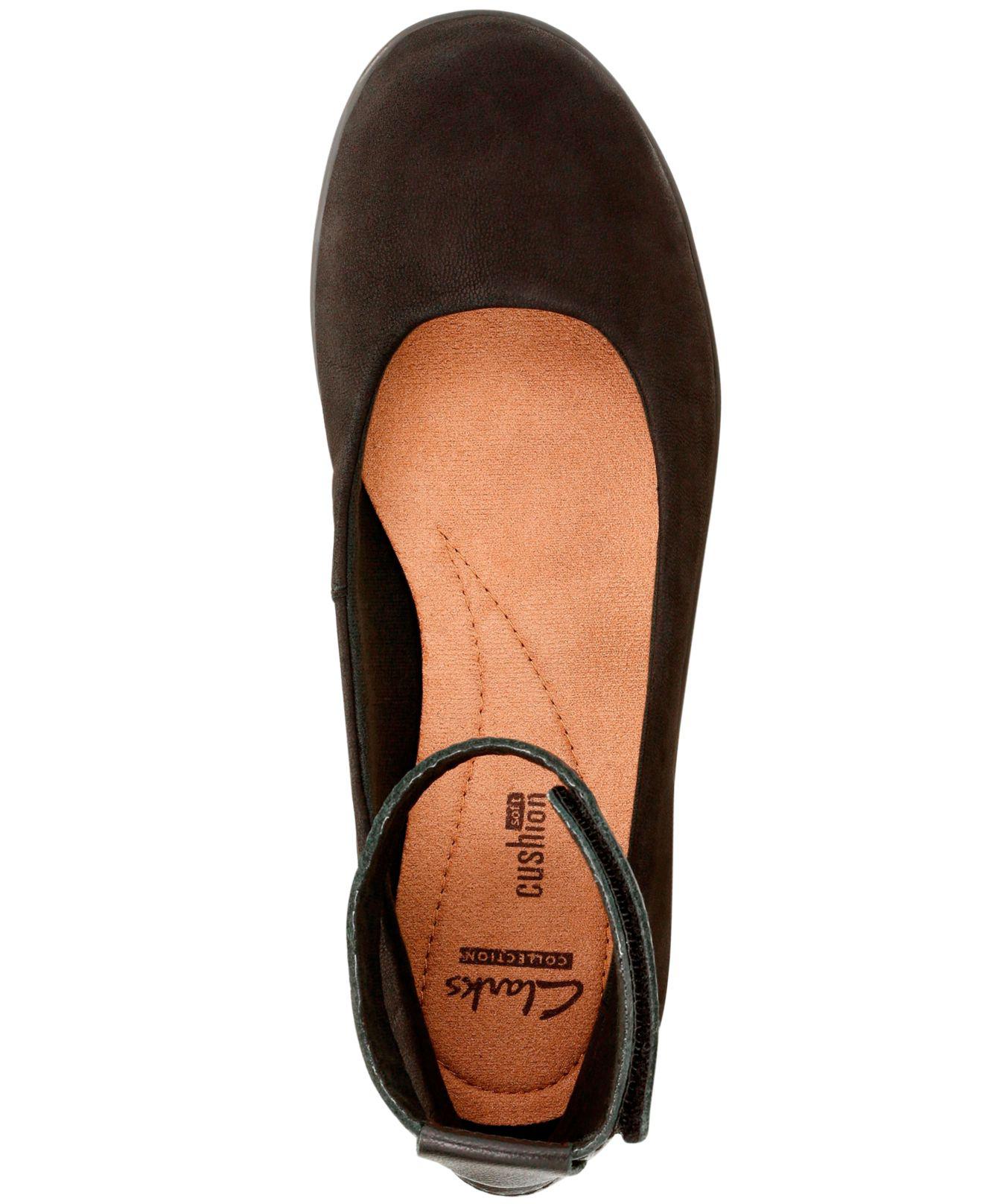 Clarks Collection Medora Mary Jane Flats in Black Lyst