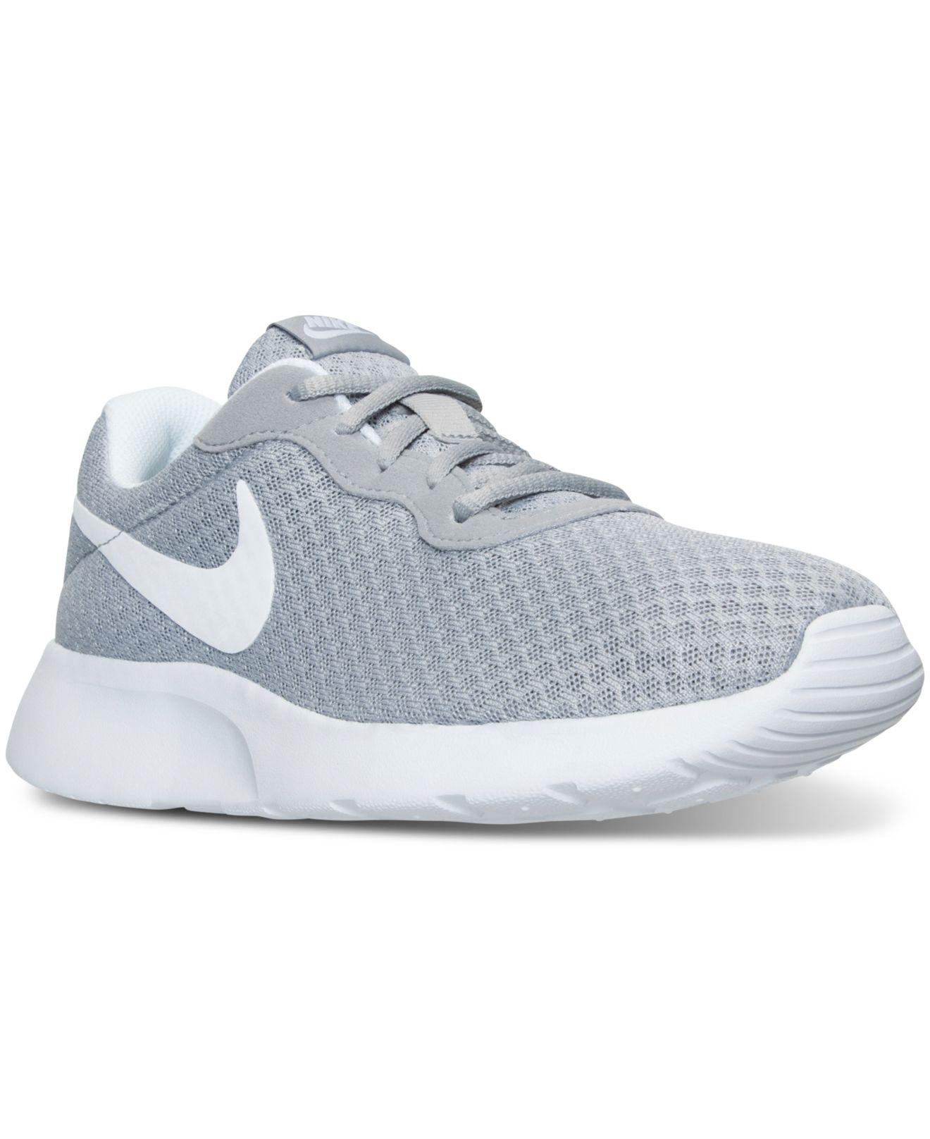 nike tanjun women grey