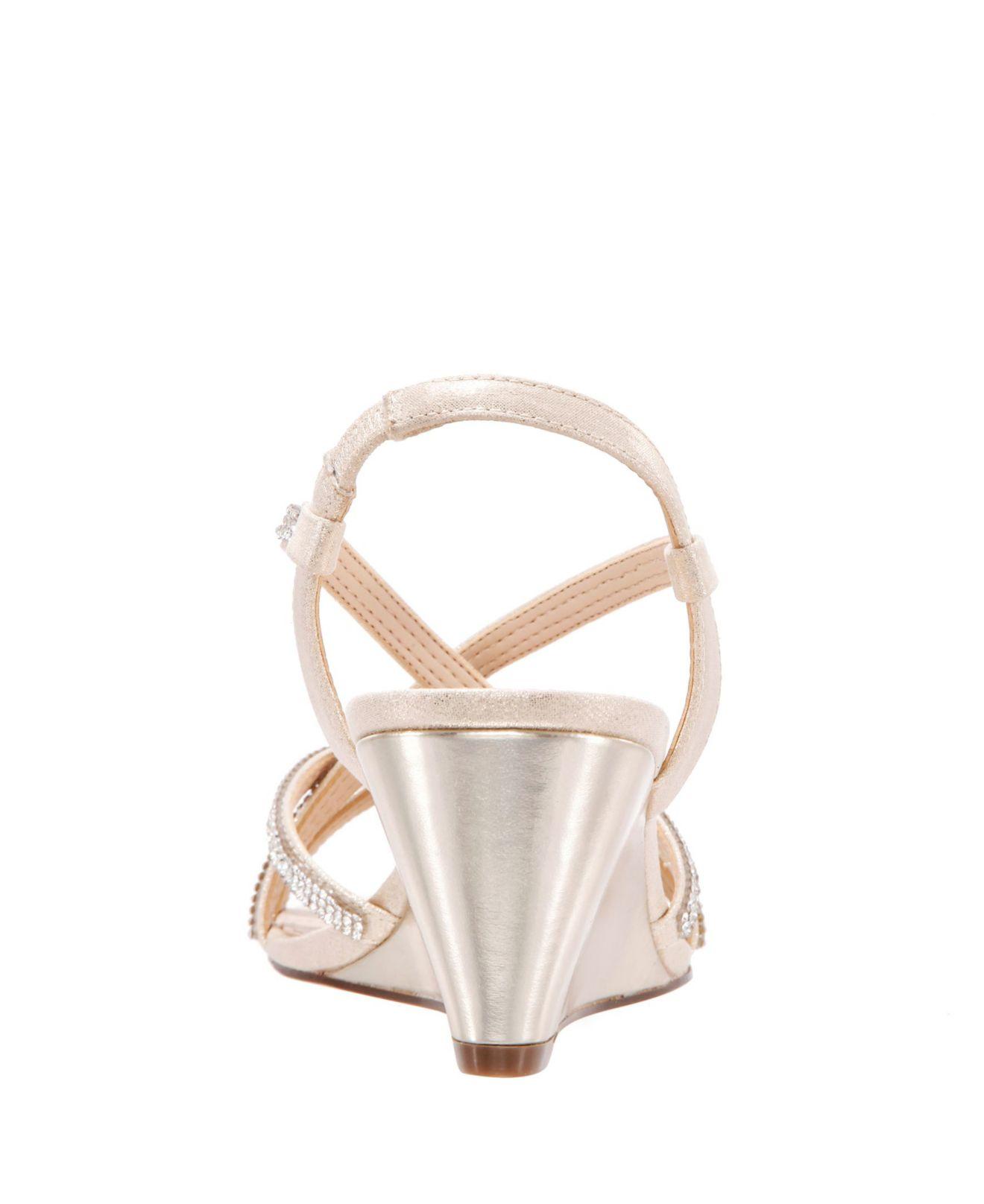 nina nadette wedge