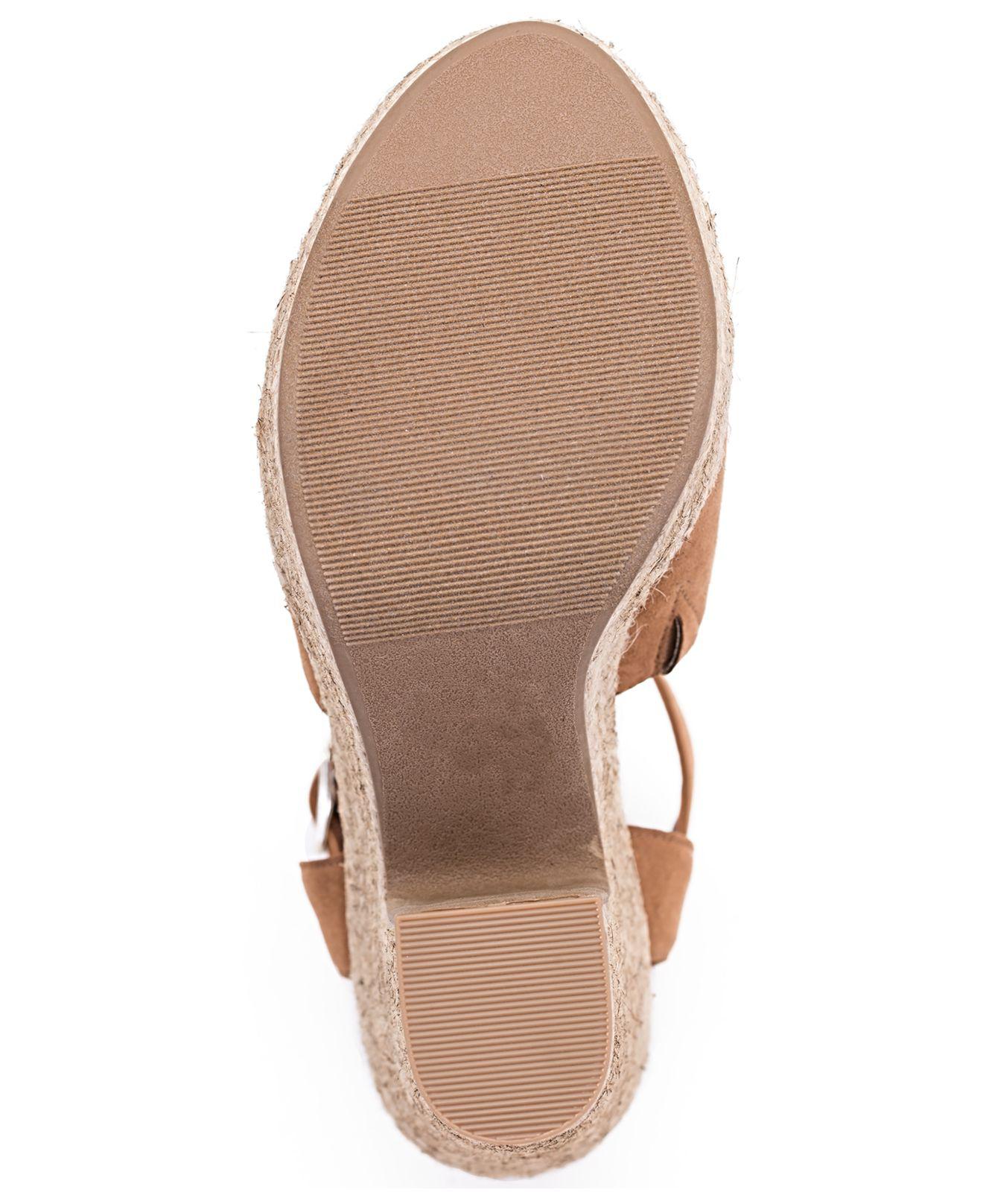 american rag fey sandals